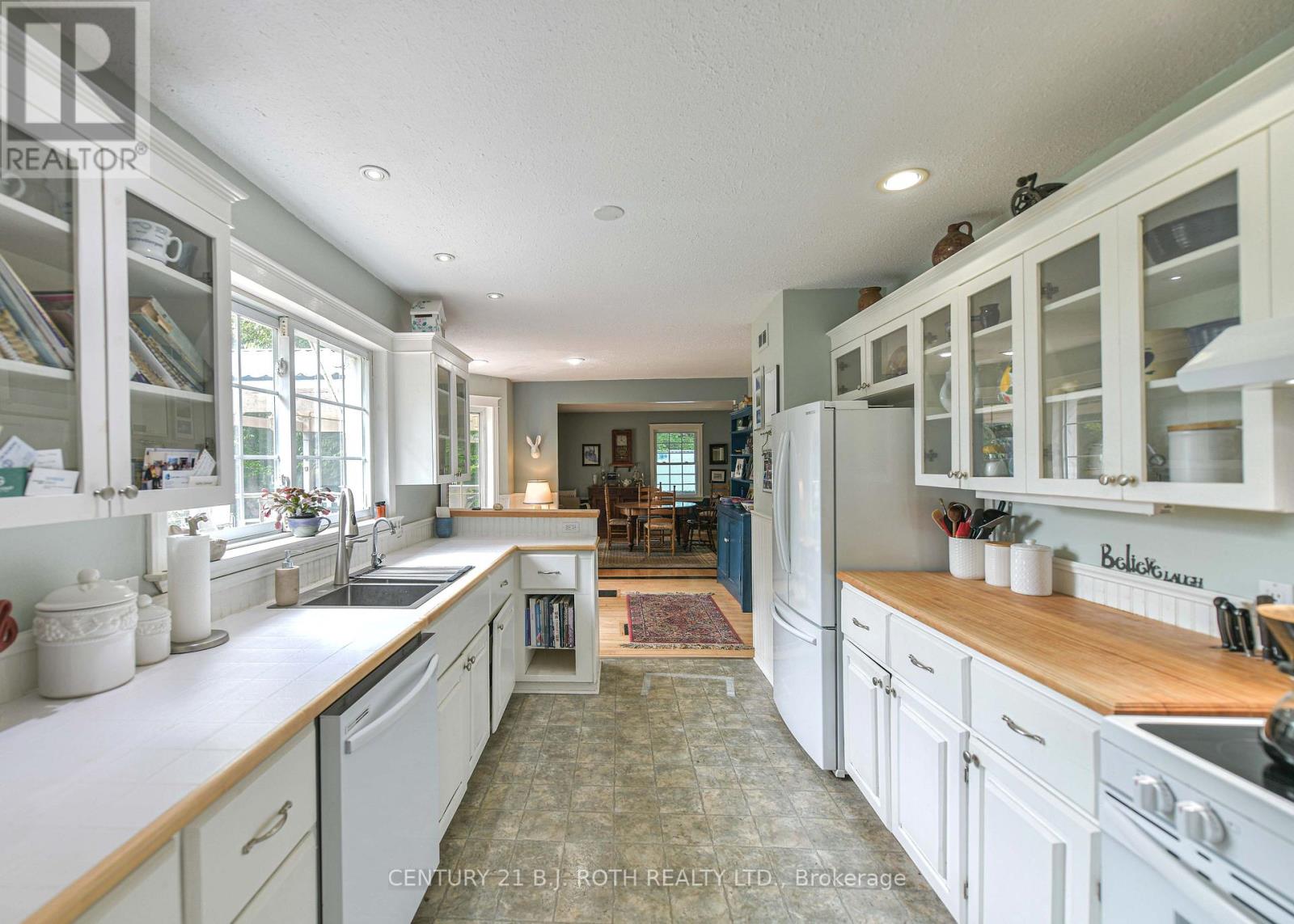 652 WARMINSTER SIDE ROAD - Image 14