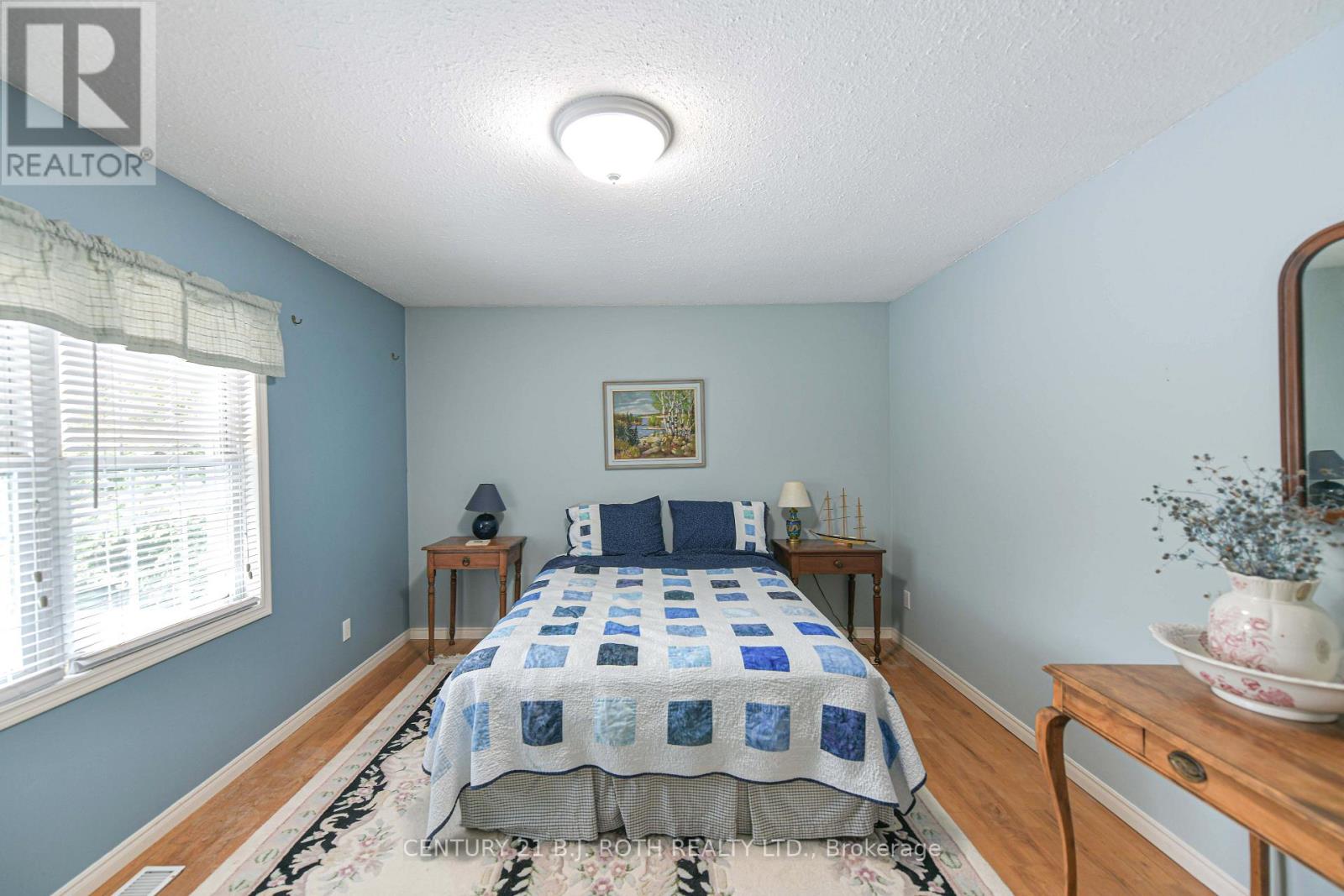 652 WARMINSTER SIDE ROAD - Image 33