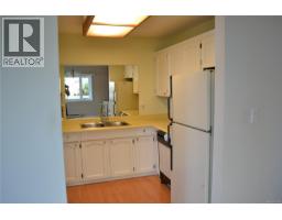 1 523 Island Hwy, Campbell River, BC  Photo 14