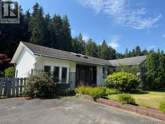 Property for sale at 5890 Beaver Harbour Rd