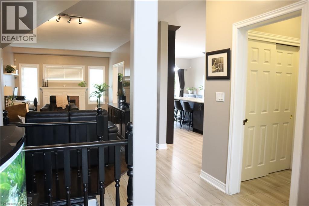349 WINTERBERRY Boulevard - 11