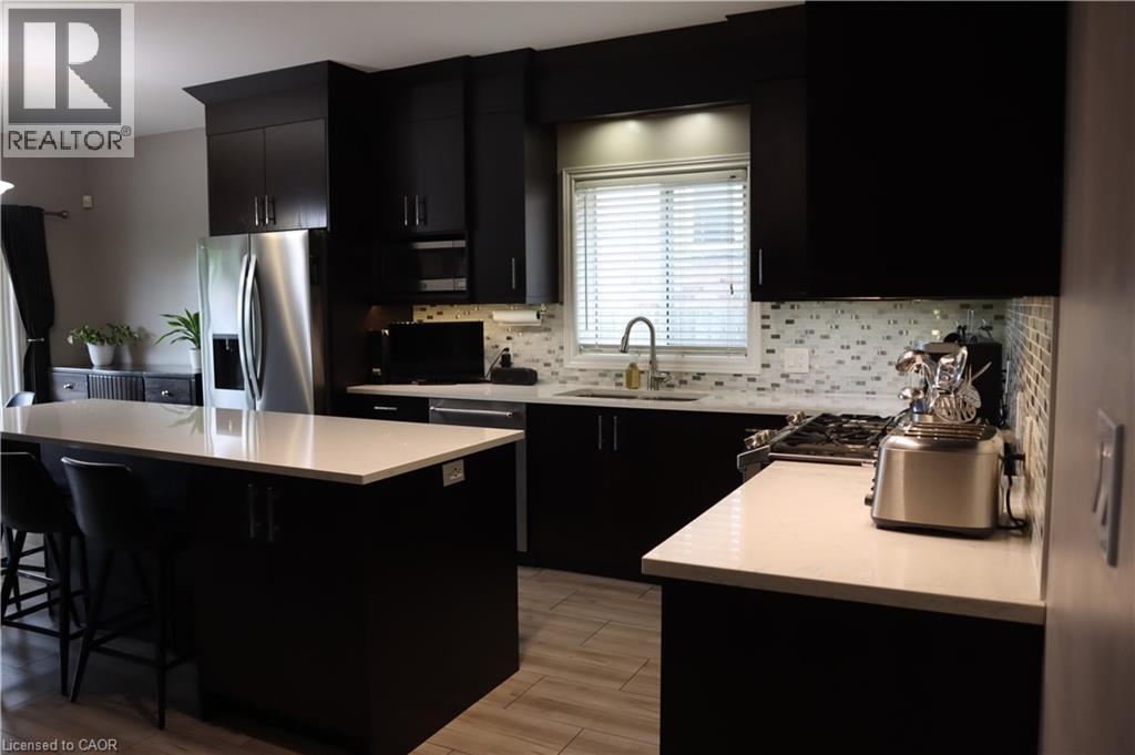 349 WINTERBERRY Boulevard - Image 14