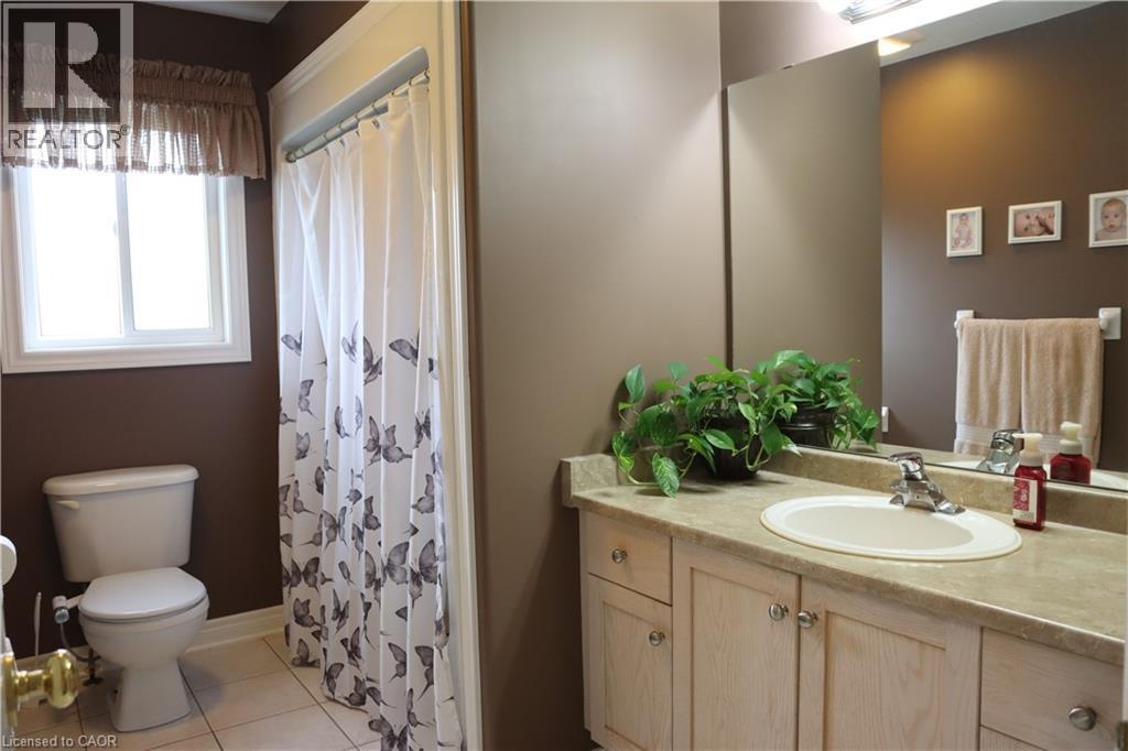 349 WINTERBERRY Boulevard - 36