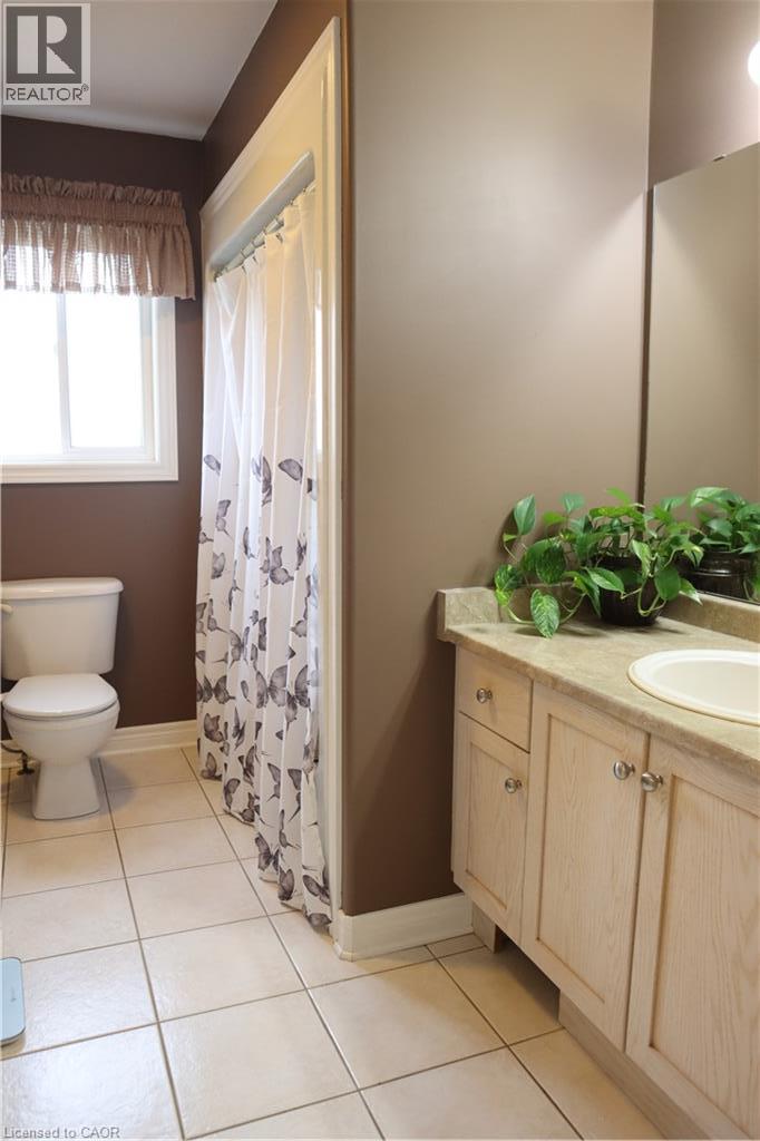 349 WINTERBERRY Boulevard - Image 35