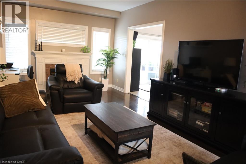 349 WINTERBERRY Boulevard - 25