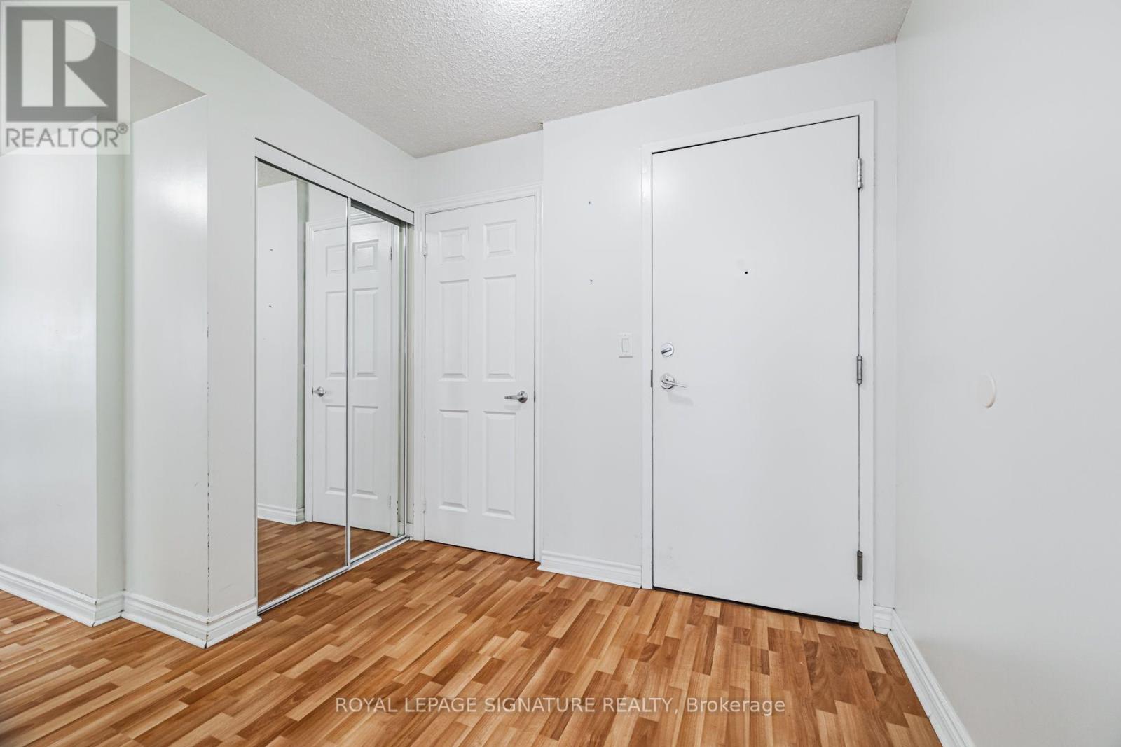 Photo of 3888 Duke Of York Boulevard