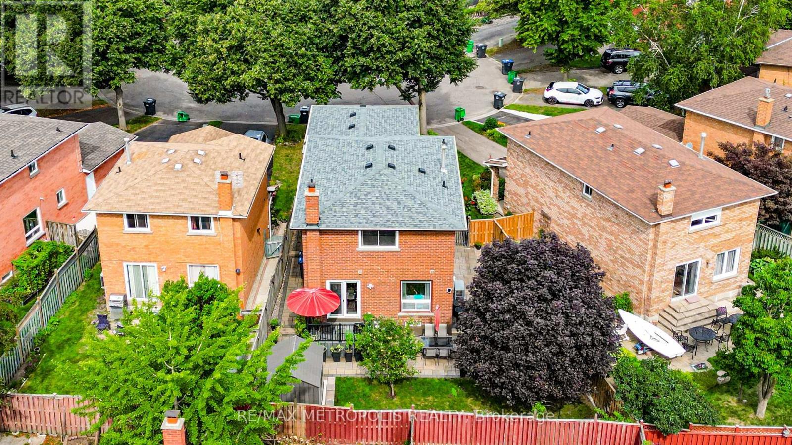 38 LANGHOLM COURT - 6