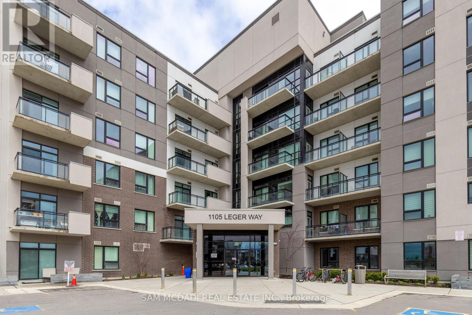 #319 1105 LEGER WAY - 2