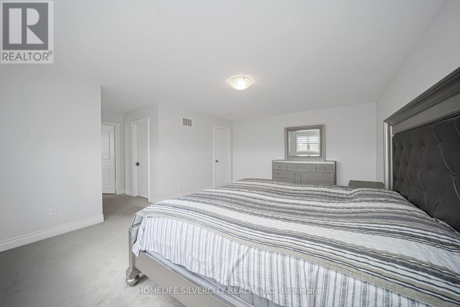 8 MITCHELL CRESCENT - Image 34