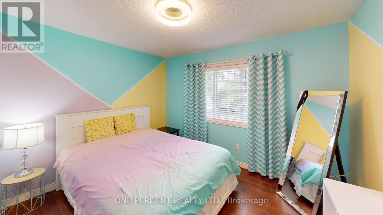 #22 275 PELHAM ROAD - 14