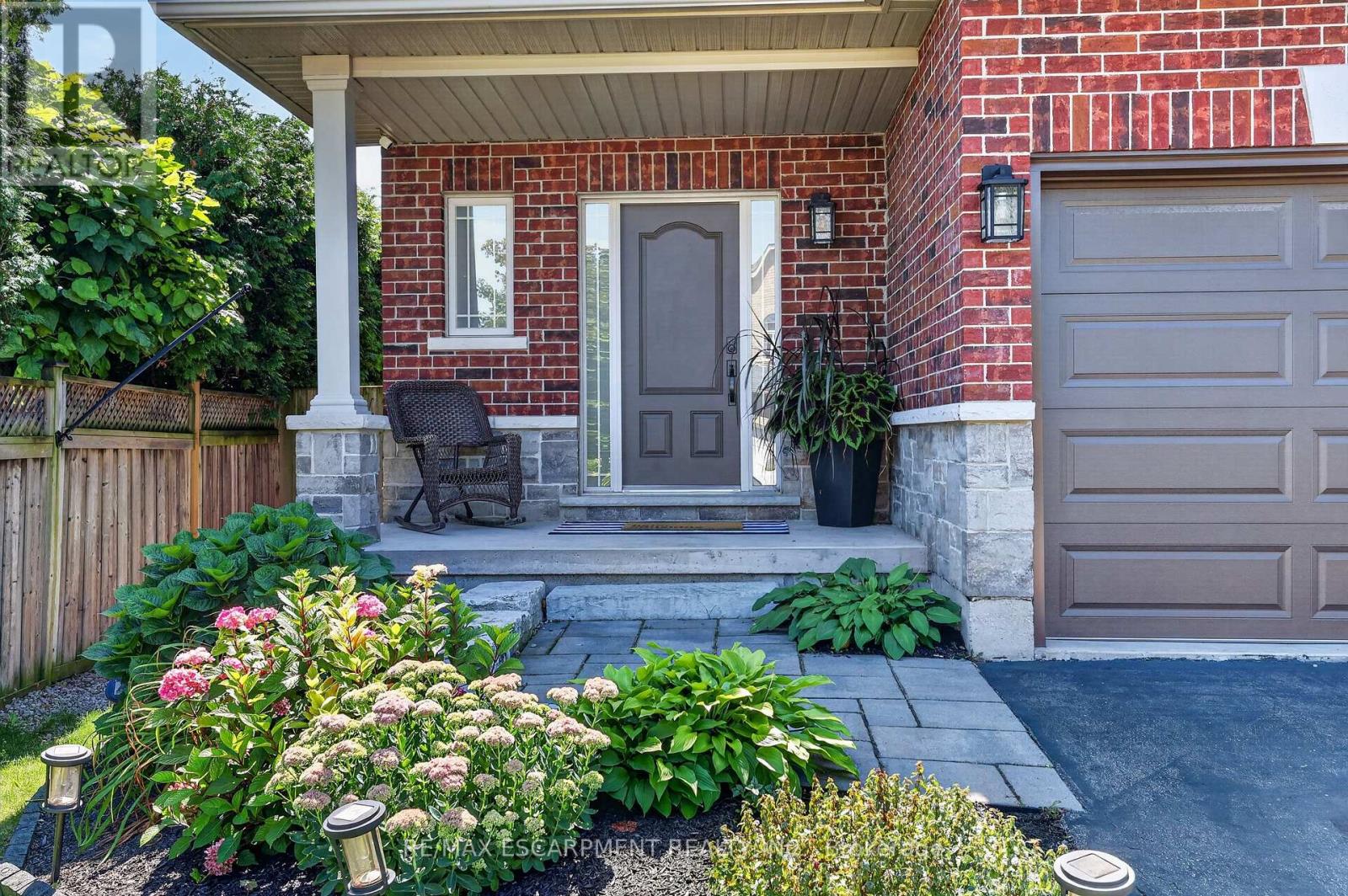4852 NORTHGATE CRESCENT - 13