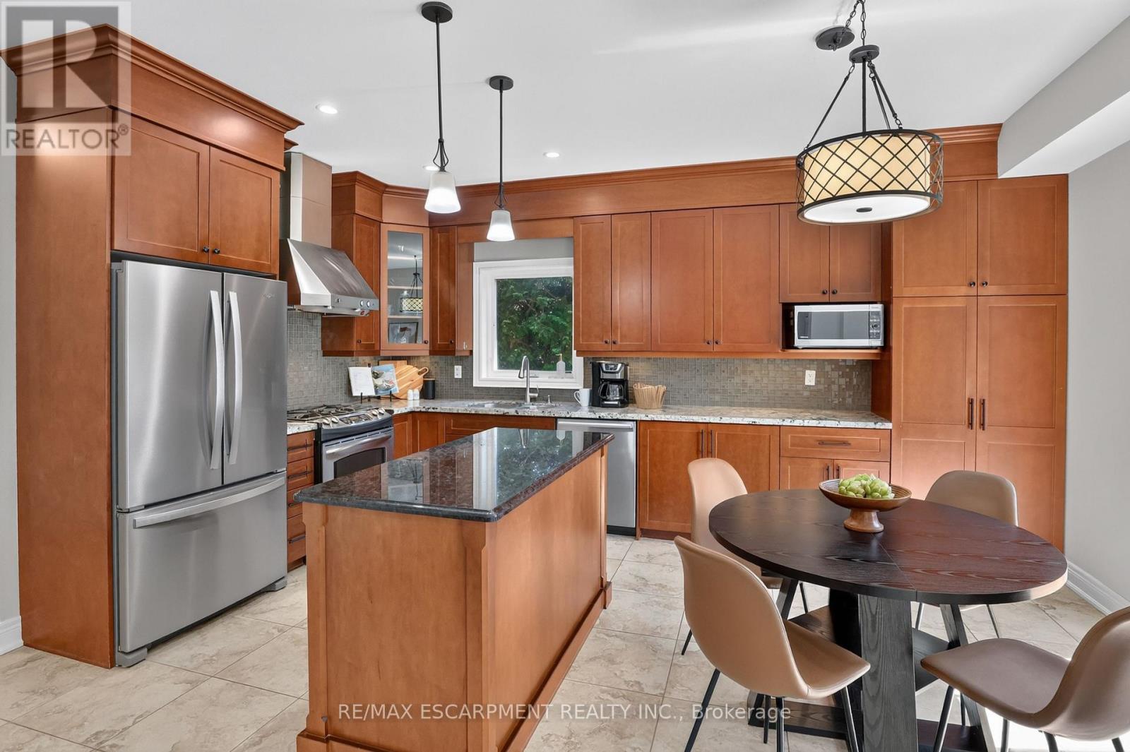 4852 NORTHGATE CRESCENT - 17
