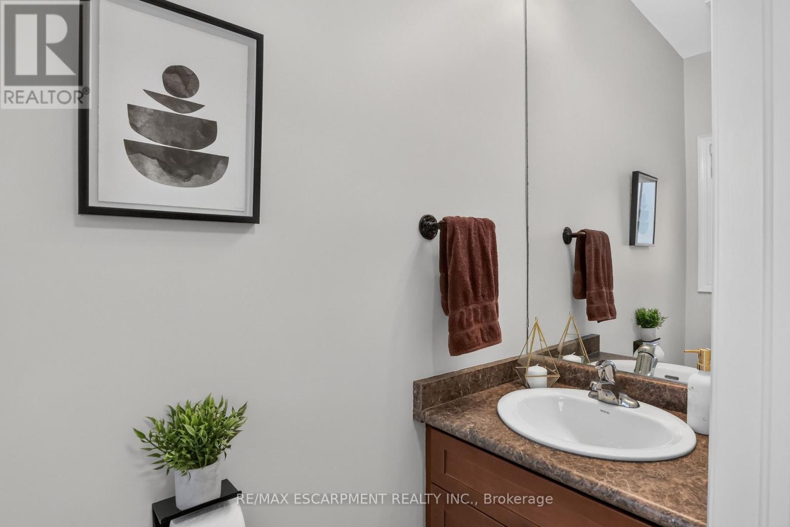 4852 NORTHGATE CRESCENT - 25