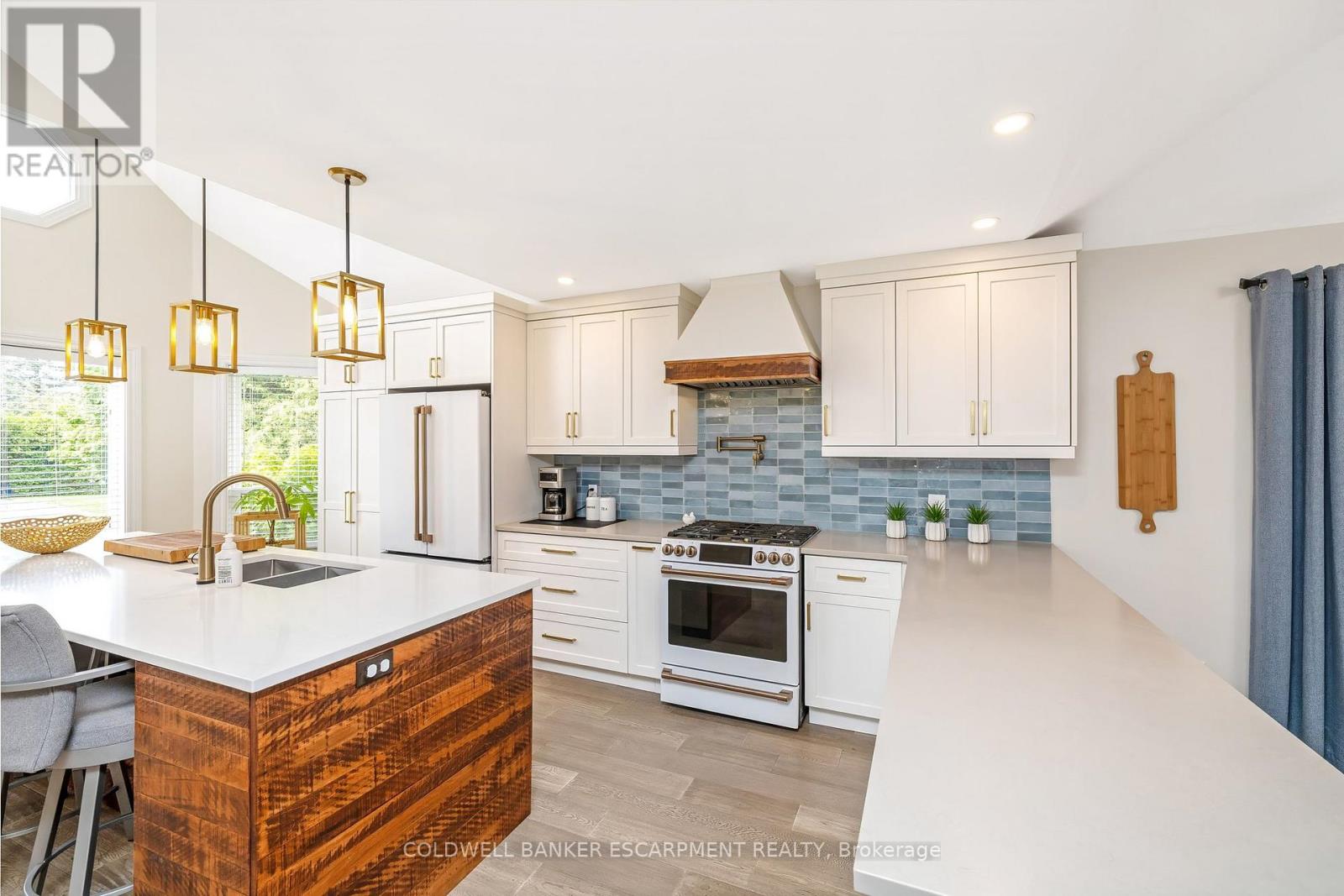 144 PARKEDGE STREET - 7