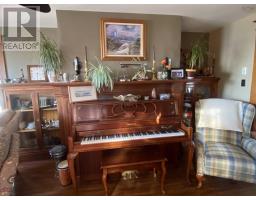 Dining nook - 6777 Hwy 101, Gilberts Cove, NS B0W2R0 Photo 12