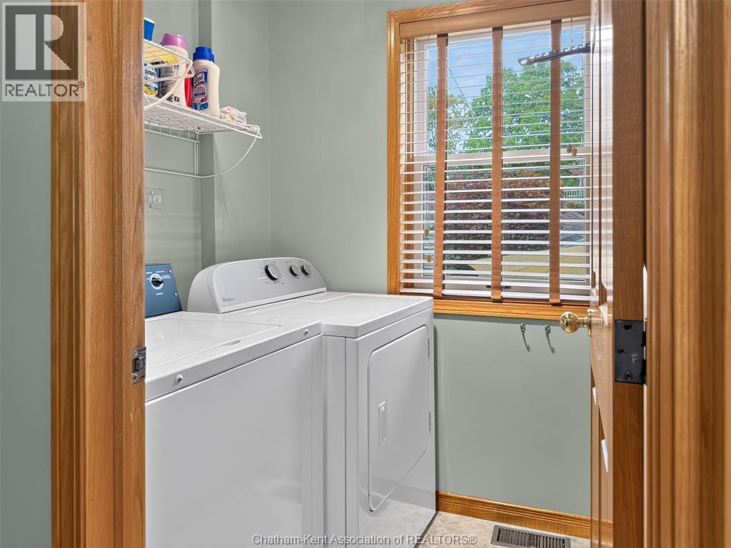 15 Ellwood AVENUE - 14