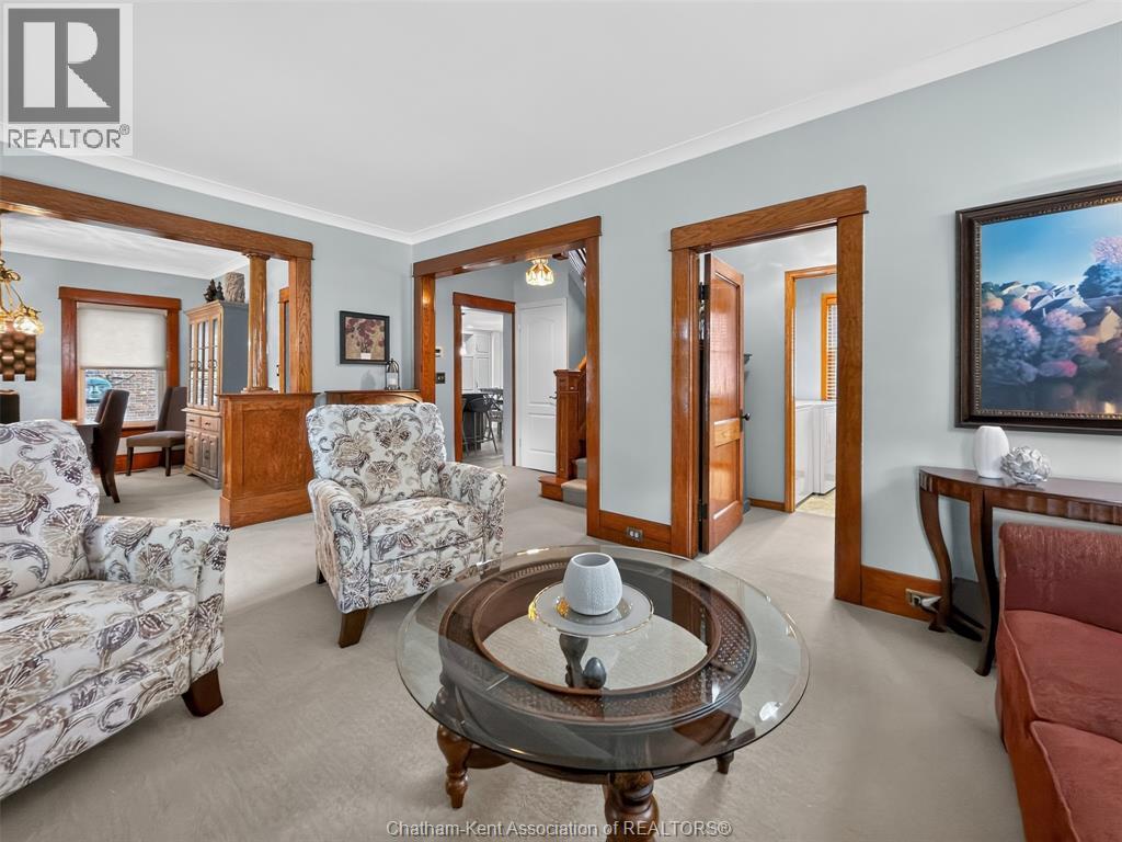 15 Ellwood AVENUE - 11