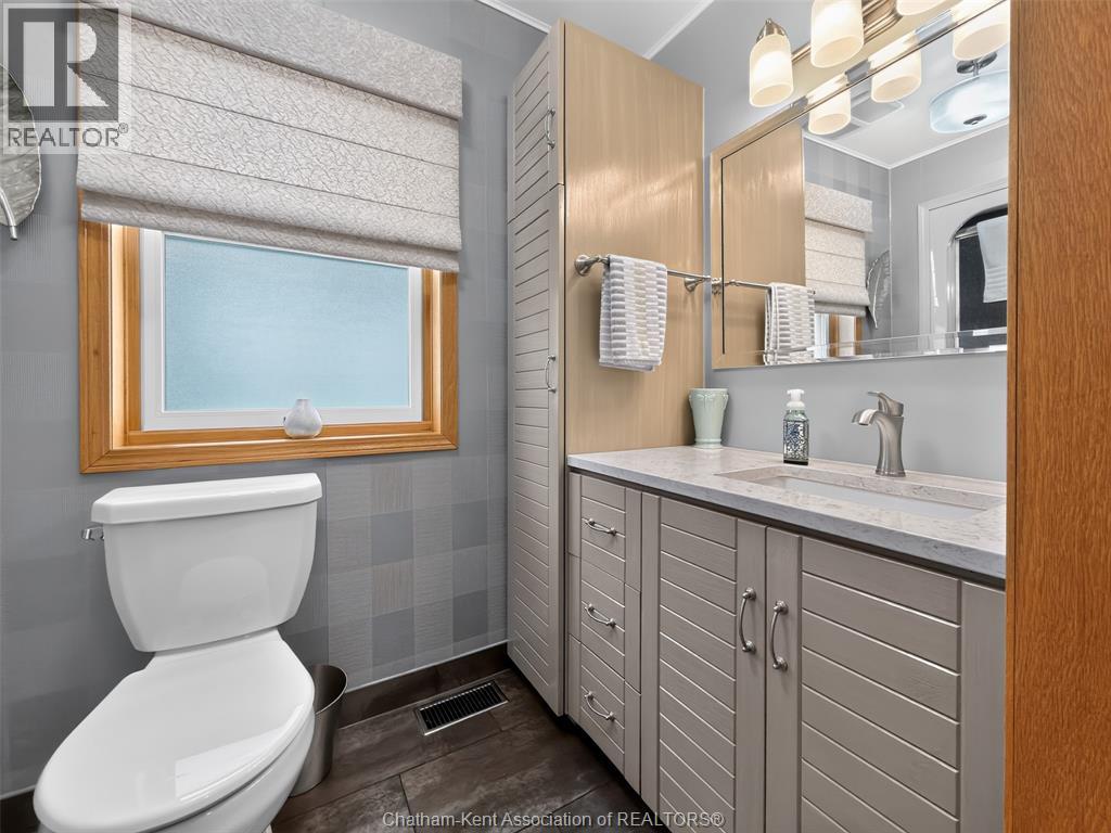 15 Ellwood AVENUE - 13