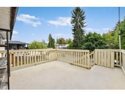 17424 64 Avenue, Surrey, BC V3S1Y9 Photo 6