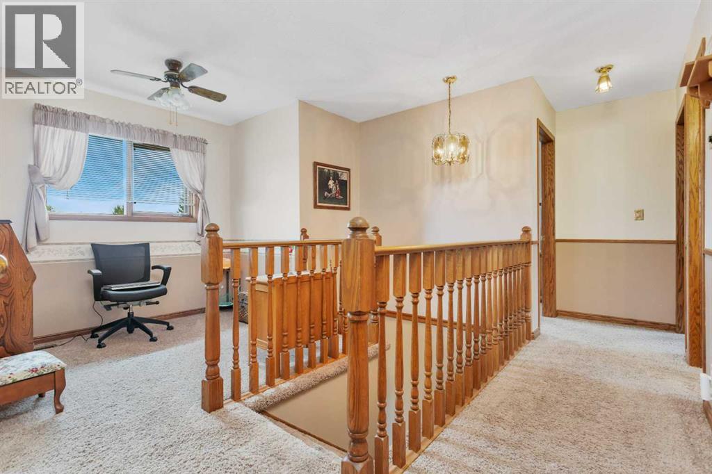 19 Mayberry Close - 22