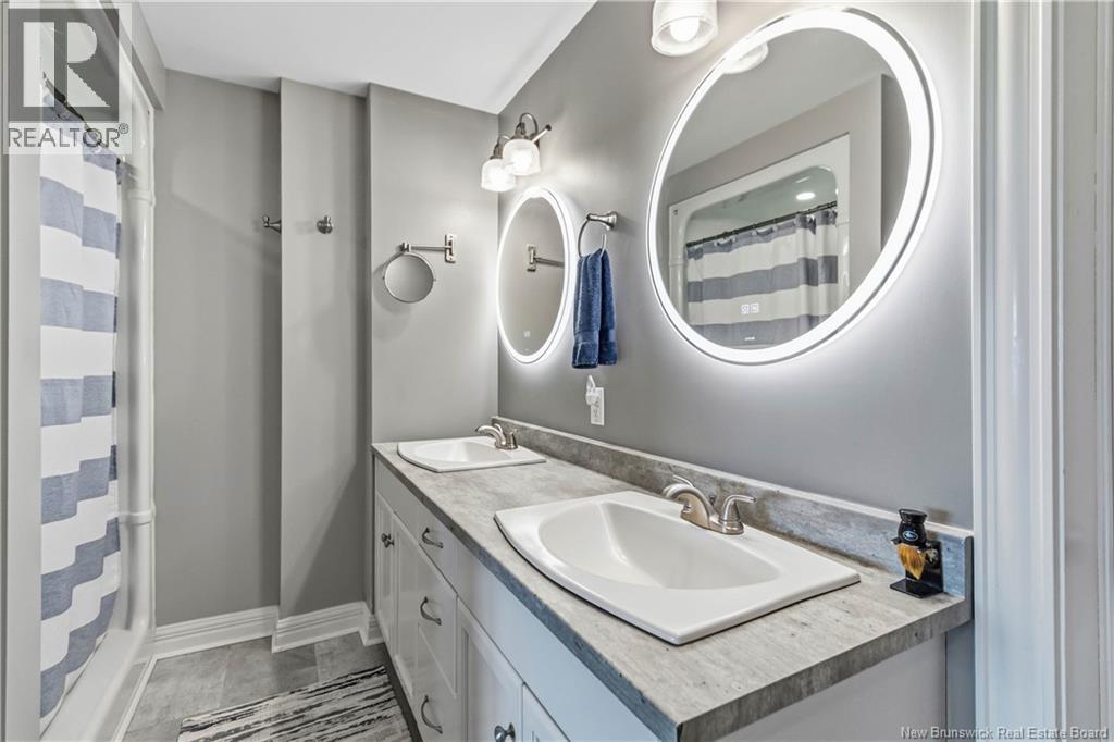 #208 185 Royal Oaks Boulevard - Image 29