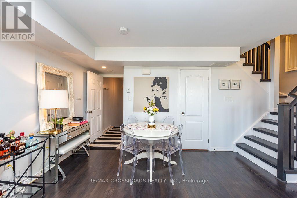 #29 2441 GREENWICH DRIVE - 12