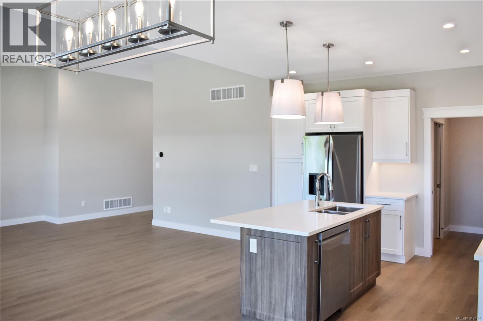 229 Walworth Rd S - 3