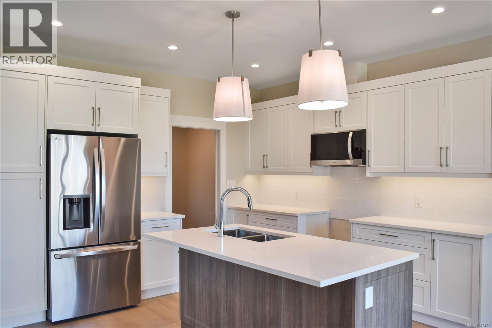229 Walworth Rd S - 5