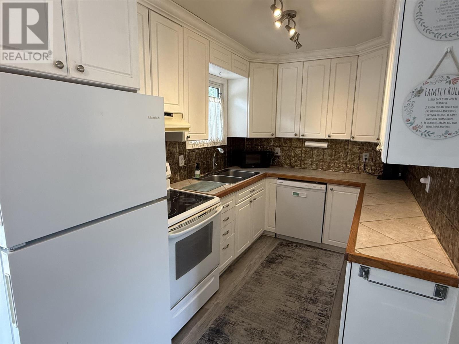 52 Lachance PL - 8