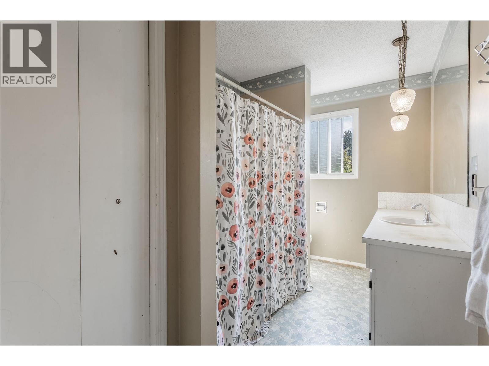 465 Bach Road - 27