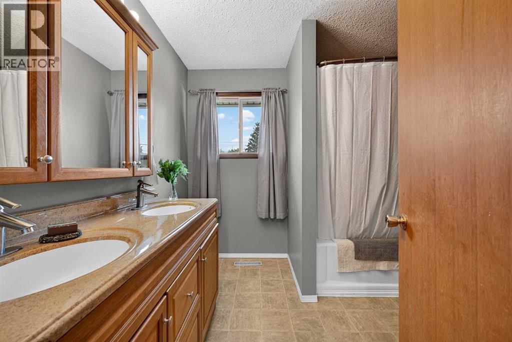 1032 Mayland Drive NE - 26