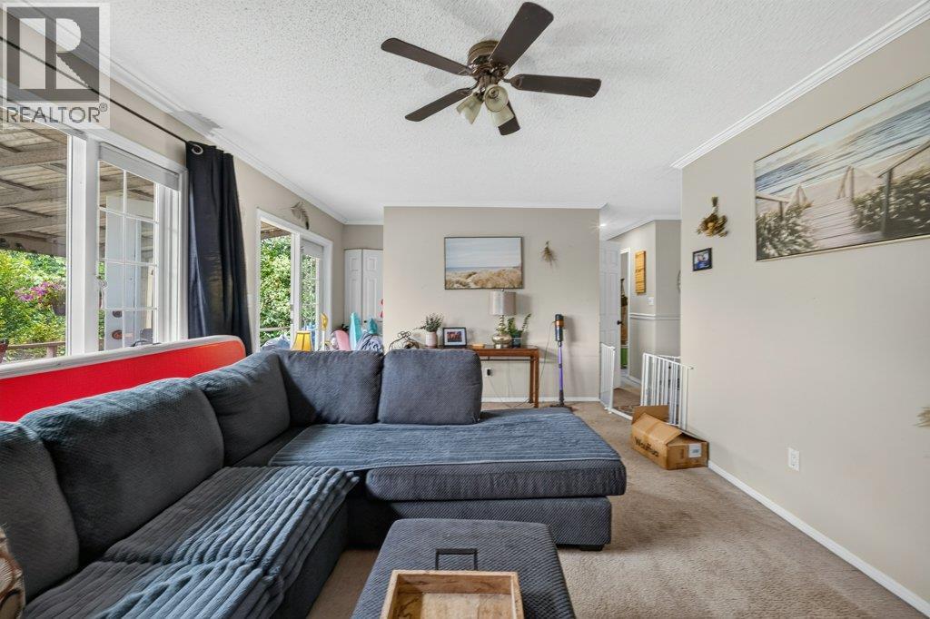 1791 15 Avenue NE - 11