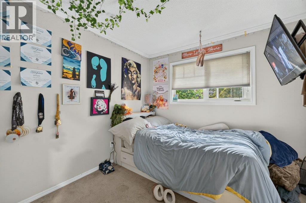 1791 15 Avenue NE - 26