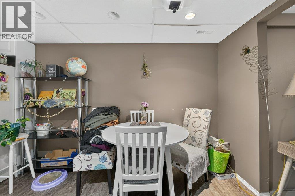 1791 15 Avenue NE - Image 35