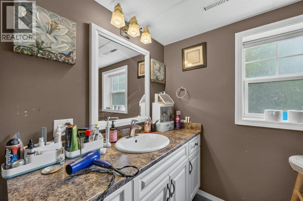 1791 15 Avenue NE - Image 41