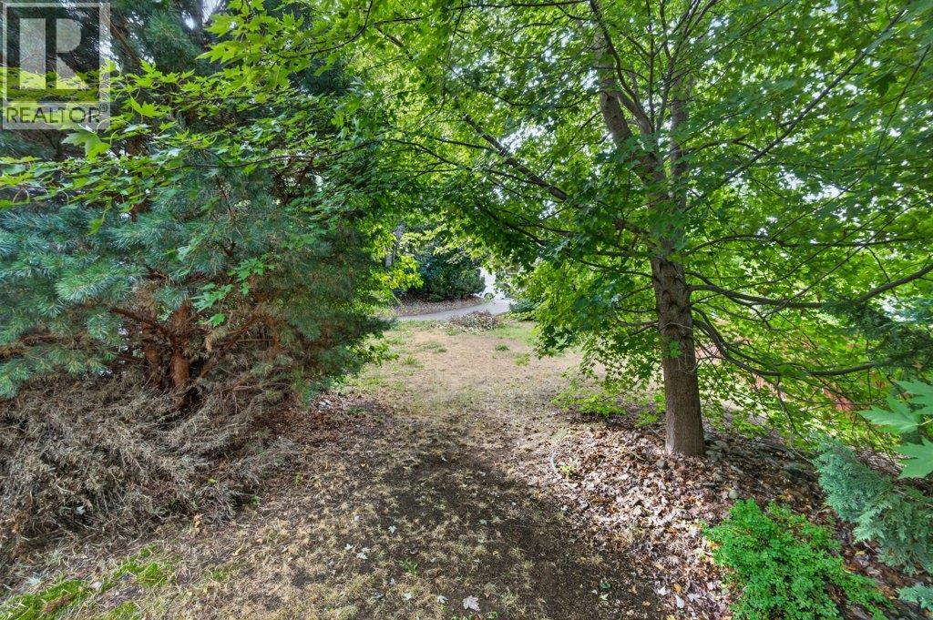 1791 15 Avenue NE - Image 52