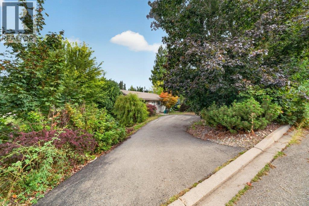 1791 15 Avenue NE - Image 64