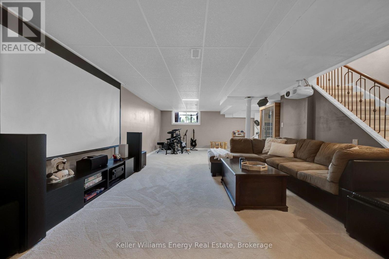 2 MURKAR CRESCENT - 39