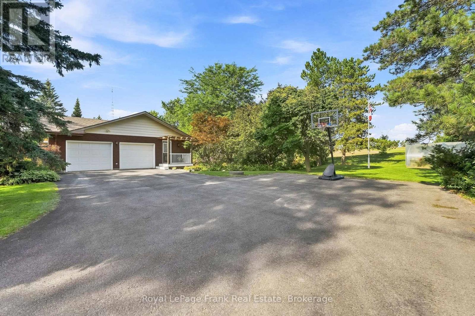 2407 ASHBRIDGE ROAD - 10