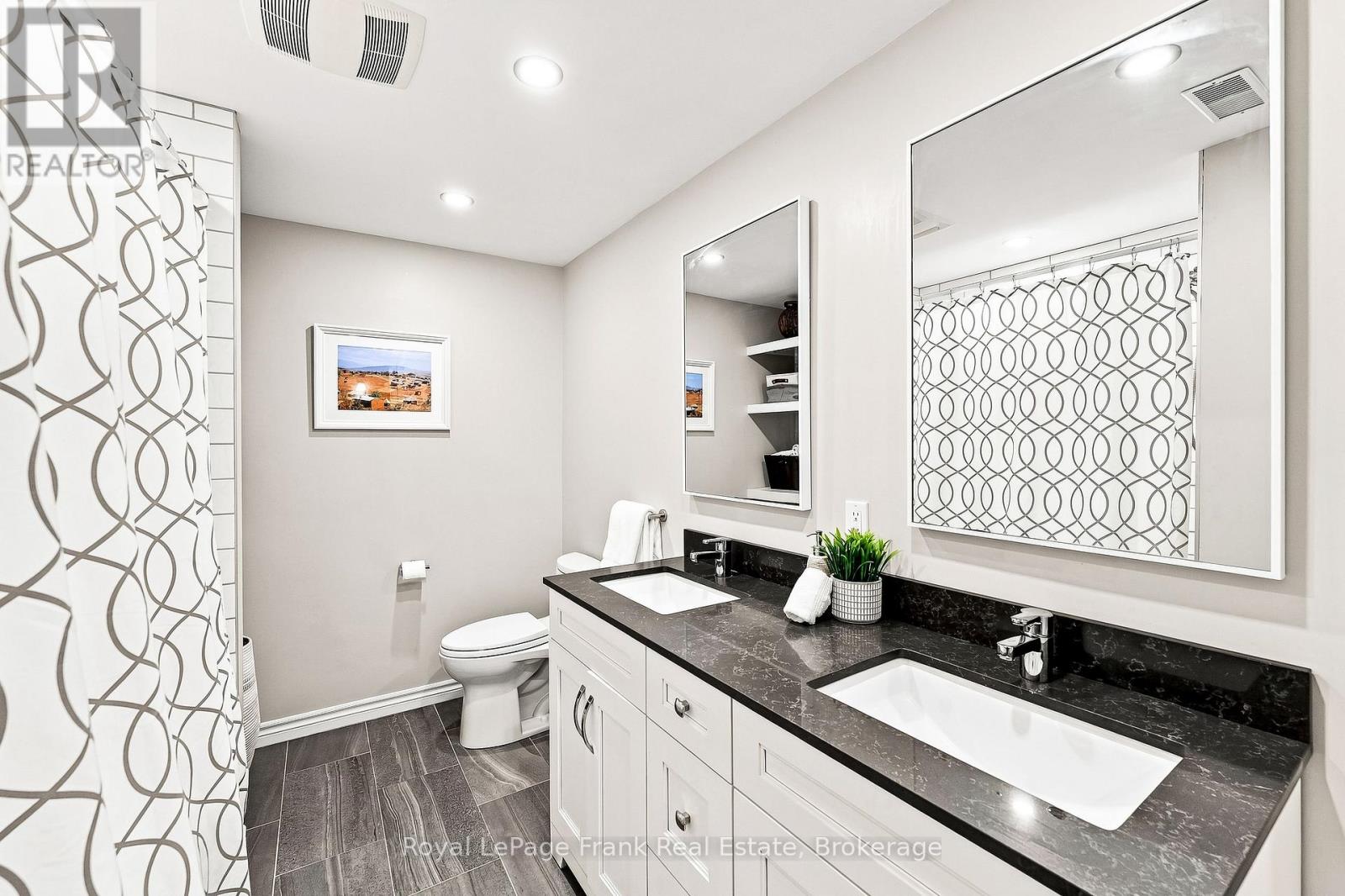 2407 ASHBRIDGE ROAD - Image 32