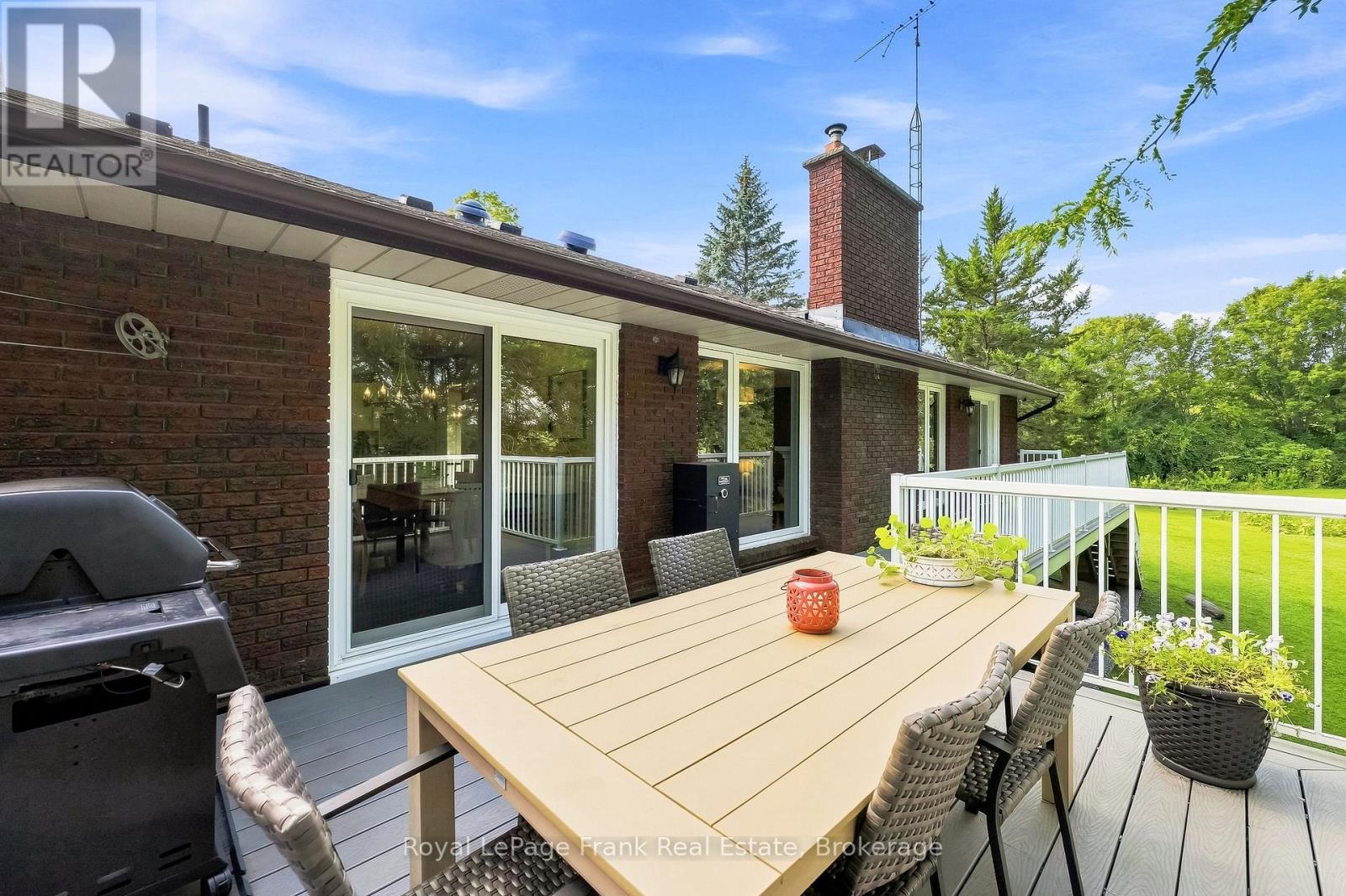 2407 ASHBRIDGE ROAD - 35