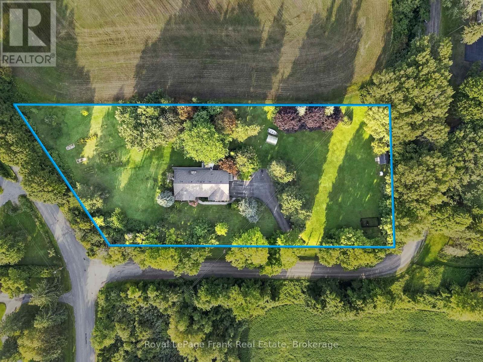 2407 ASHBRIDGE ROAD - 4