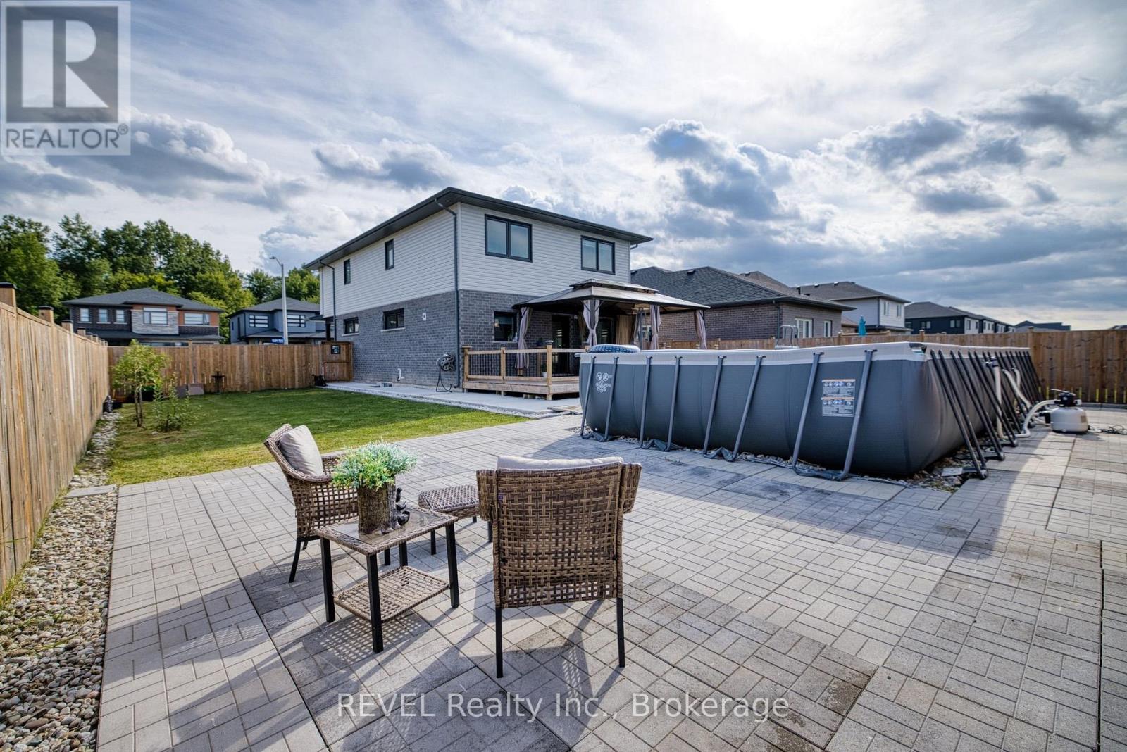 8961 EMILY BOULEVARD - Image 35