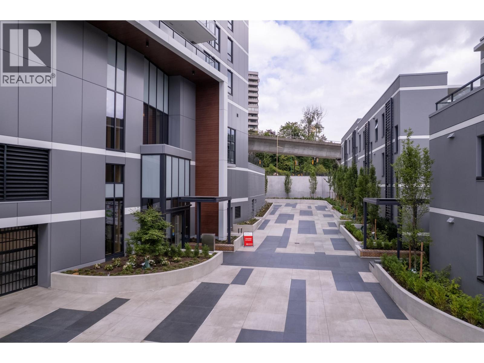 706 2135 SPRINGER AVENUE, Burnaby