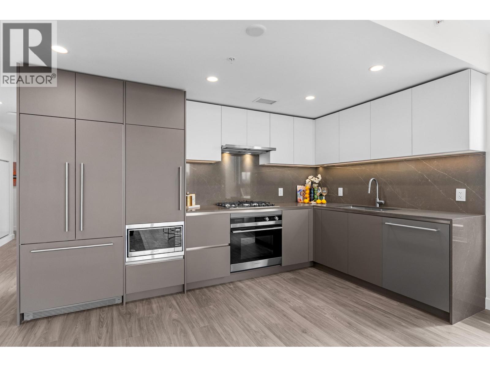 706 2135 SPRINGER AVENUE, Burnaby