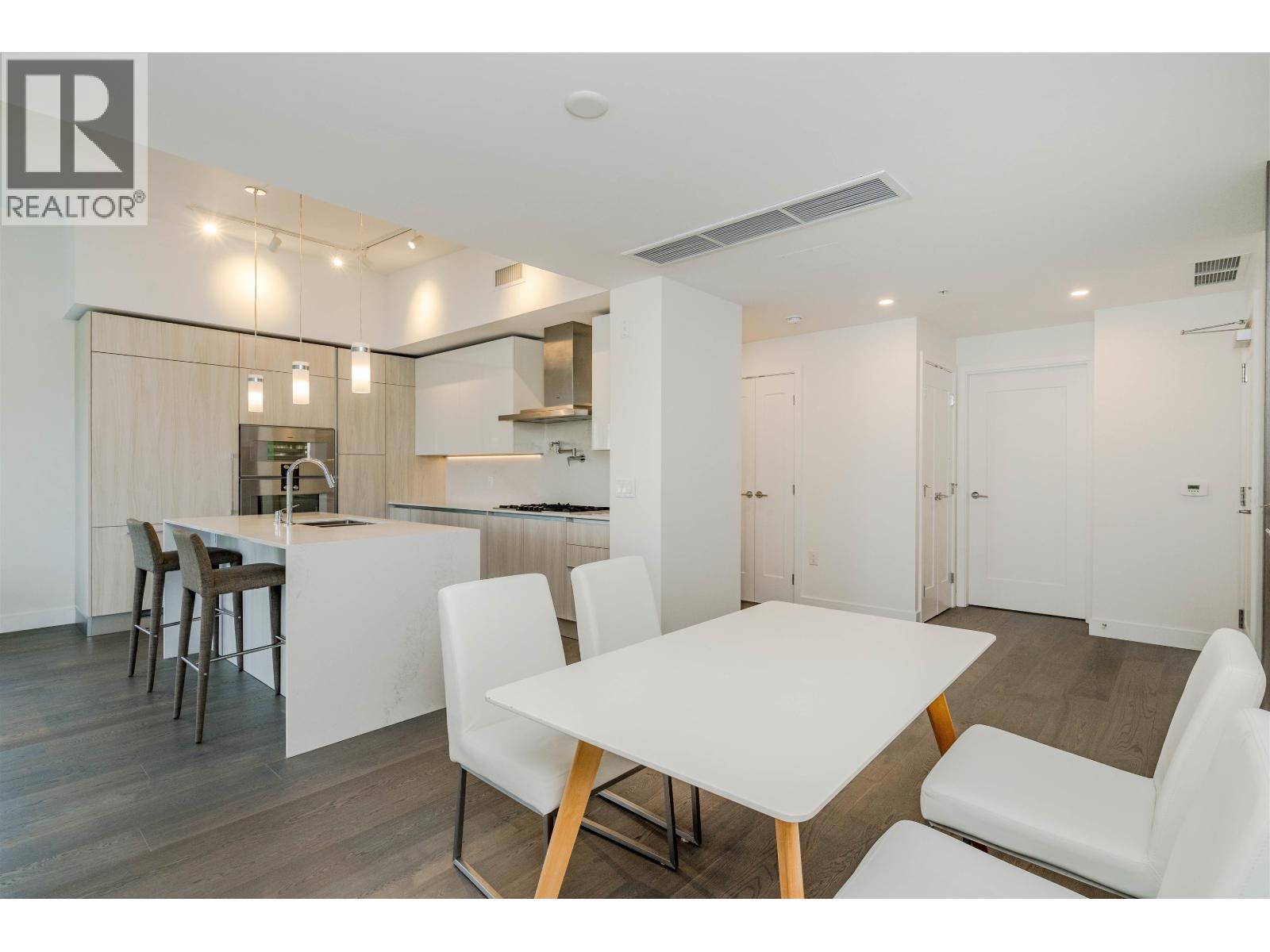 2 Bed, 2 Bath Apartment for Sale in Vancouver – 602 477 W 59TH AVENUE, Vancouver – MLS# R3158999 - Image 3