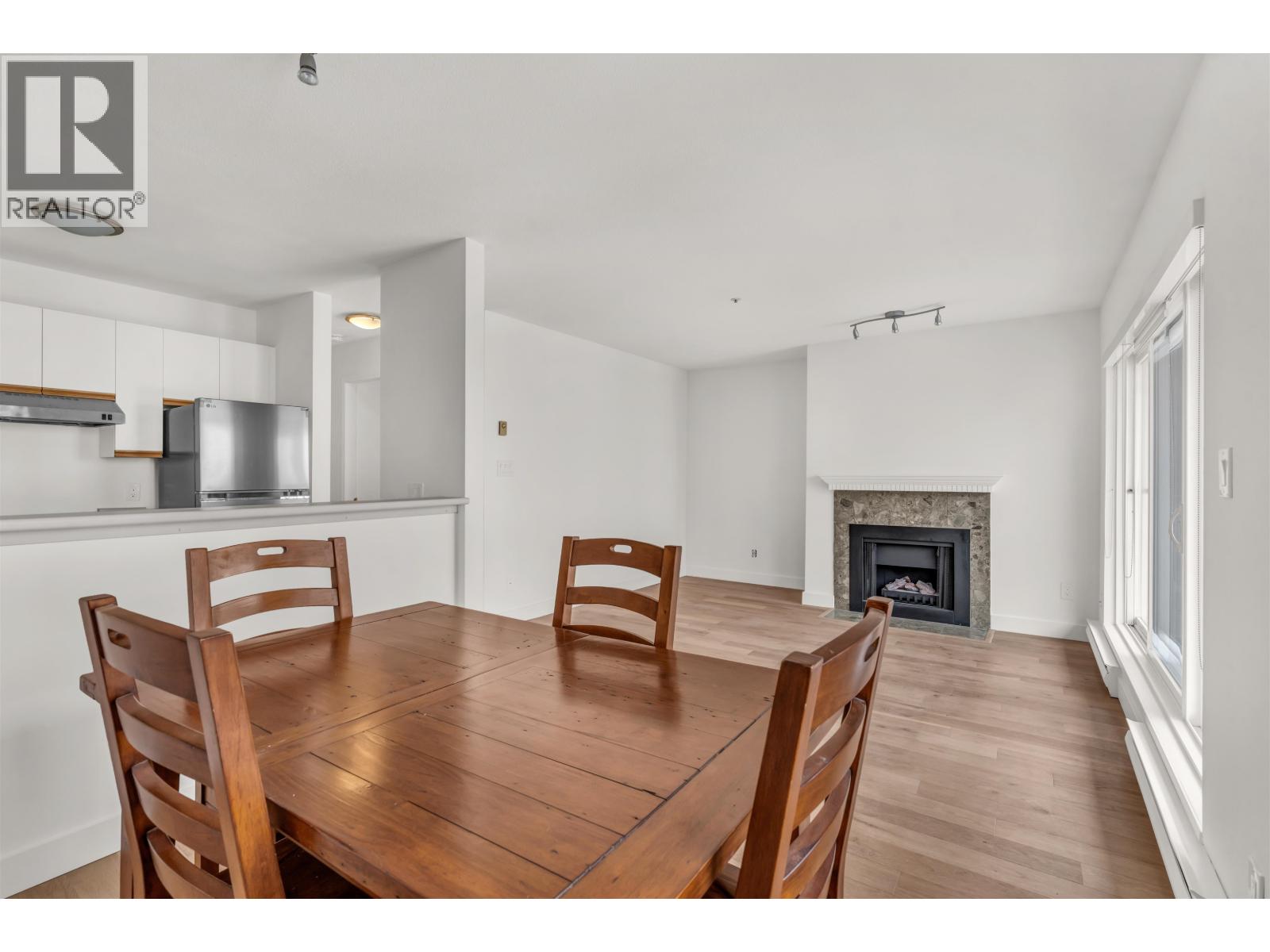 1 Bed, 1 Bath Apartment for Sale in Vancouver – 204 833 W 16TH AVENUE, Vancouver – MLS# R3159020 - Image 5