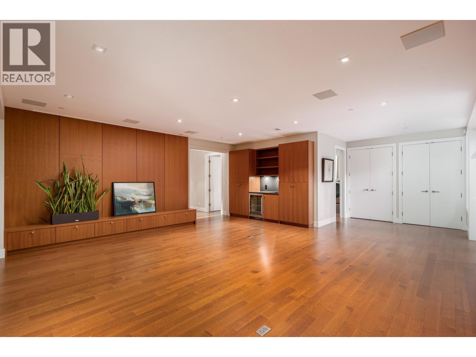 6 Bed, 8 Bath House for Sale in Vancouver – 5961 CHURCHILL STREET, Vancouver – MLS# R3158997 - Image 30