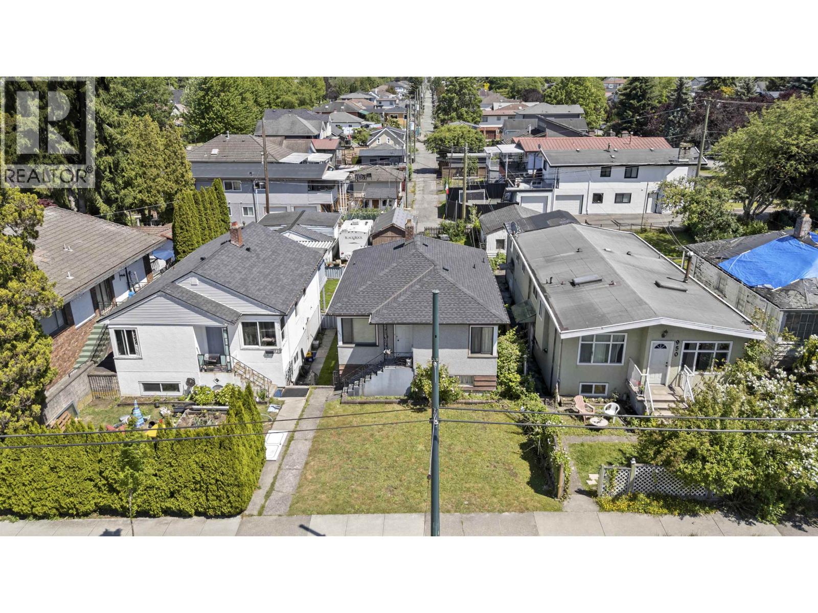 4 Bed, 2 Bath House for Sale in Vancouver – 942 NANAIMO STREET, Vancouver – MLS# R3159012 - Image 30