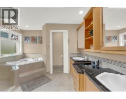 3179 Arrrowsmith Place, Coquitlam, BC V3E3B5 Photo 32